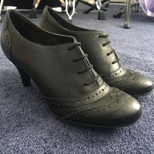 Lace Up Oxford Heels